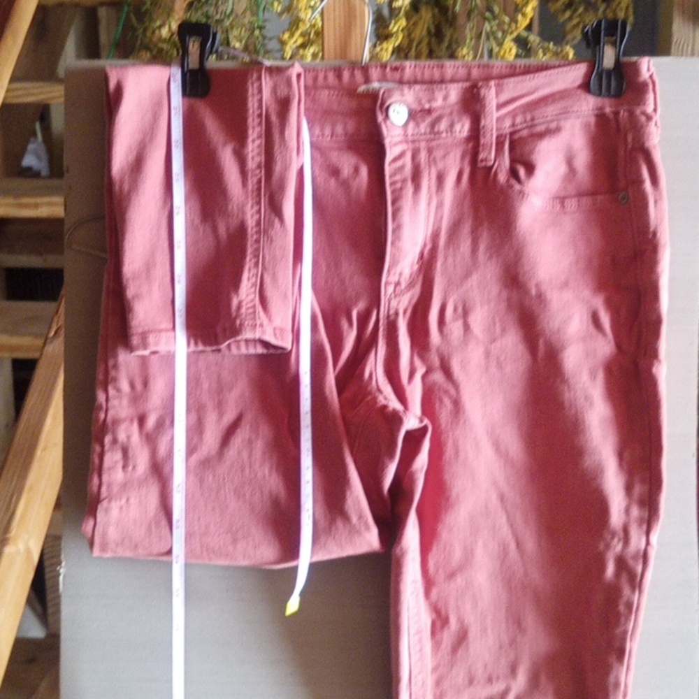 Old Navy Women's Coral Skinny Jeans - Picture 7 of 10